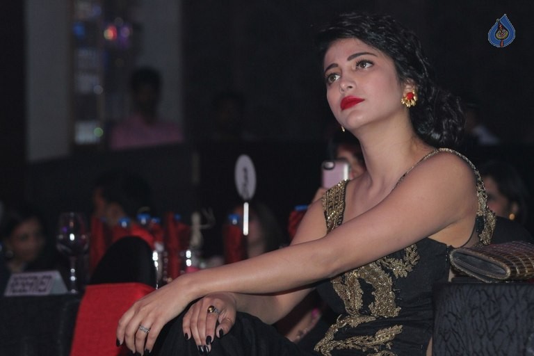 Shruti Haasan at Ritz Style Awards - 14 / 28 photos