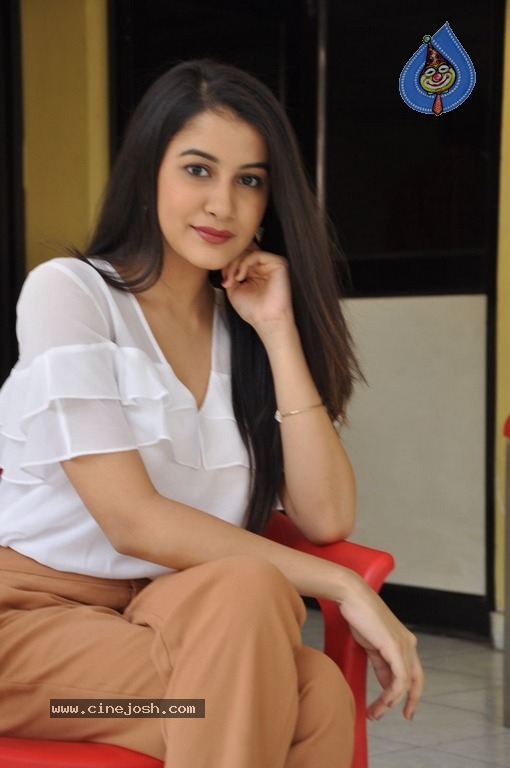 Simran Latest Photos - 12 / 18 photos