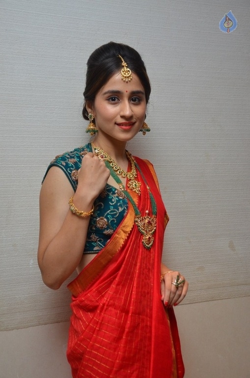 Simrat Juneja New Images - 12 / 21 photos