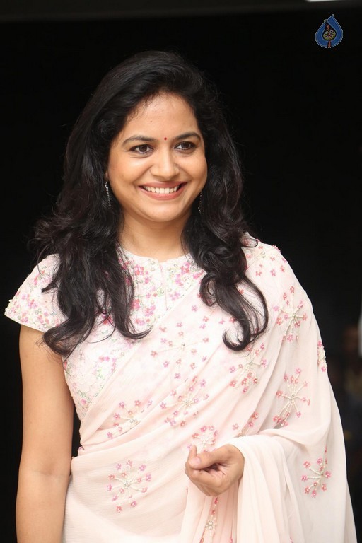 Singer Sunitha New Photos - 21 / 36 photos