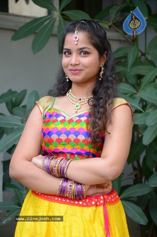 Sirisha Dasari New Stills - 2 / 19 photos