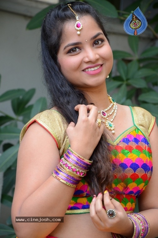 Sirisha Dasari New Stills - 3 / 19 photos