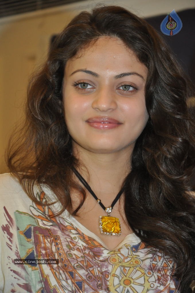 Sneha Ullal Latest Stills - 2 / 43 photos