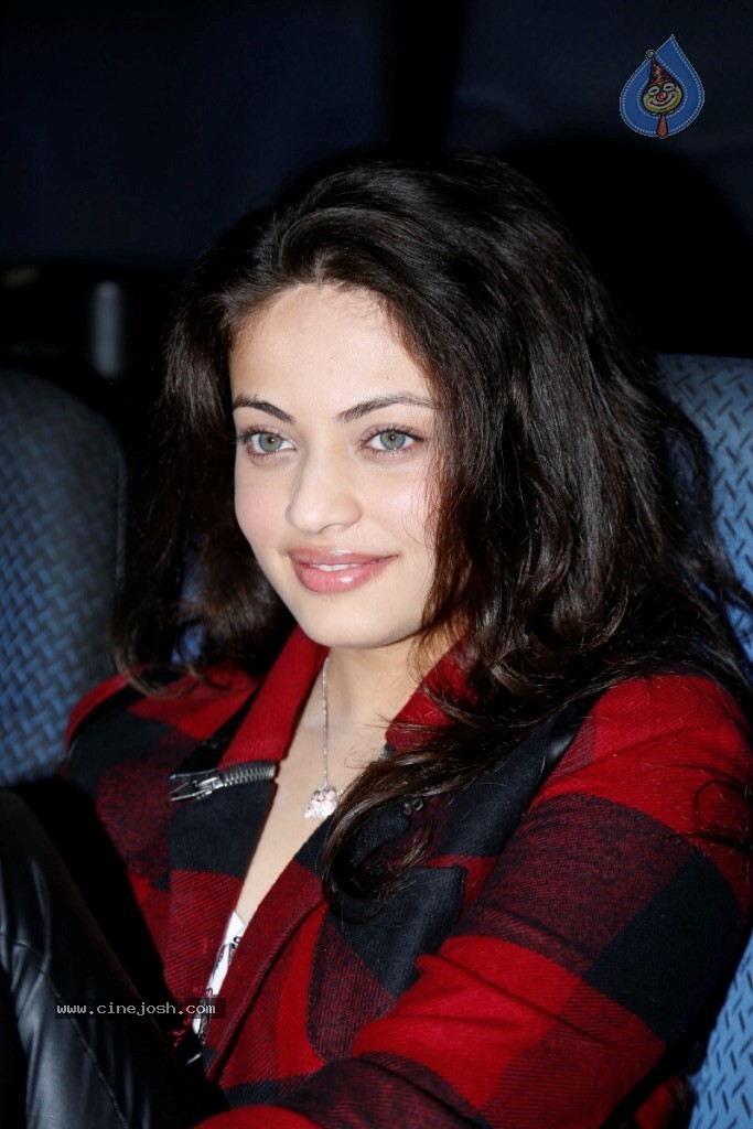 Sneha Ullal Latest Stills - 2 / 62 photos