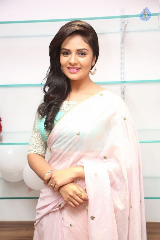 Sreemukhi Latest Photos - 18 / 42 photos