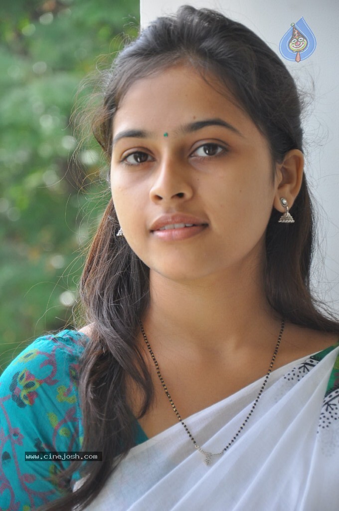 Sri Divya Latest Photos - 15 / 60 photos