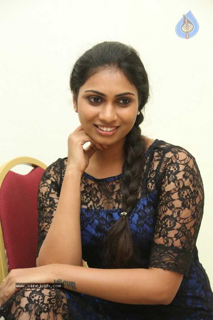 Sri Siri New Stills - 4 / 99 photos