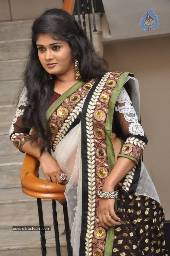 Sunitha New Stills - 3 / 52 photos