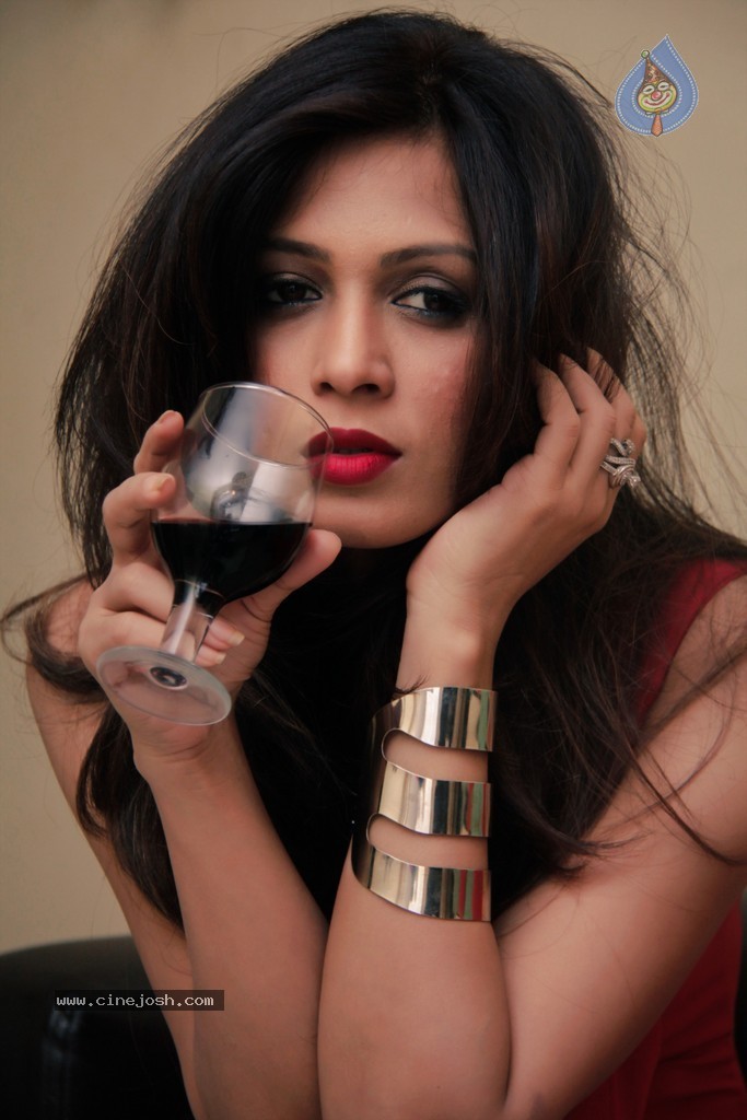 Supriya Kesha Photoshoot - 9 / 24 photos