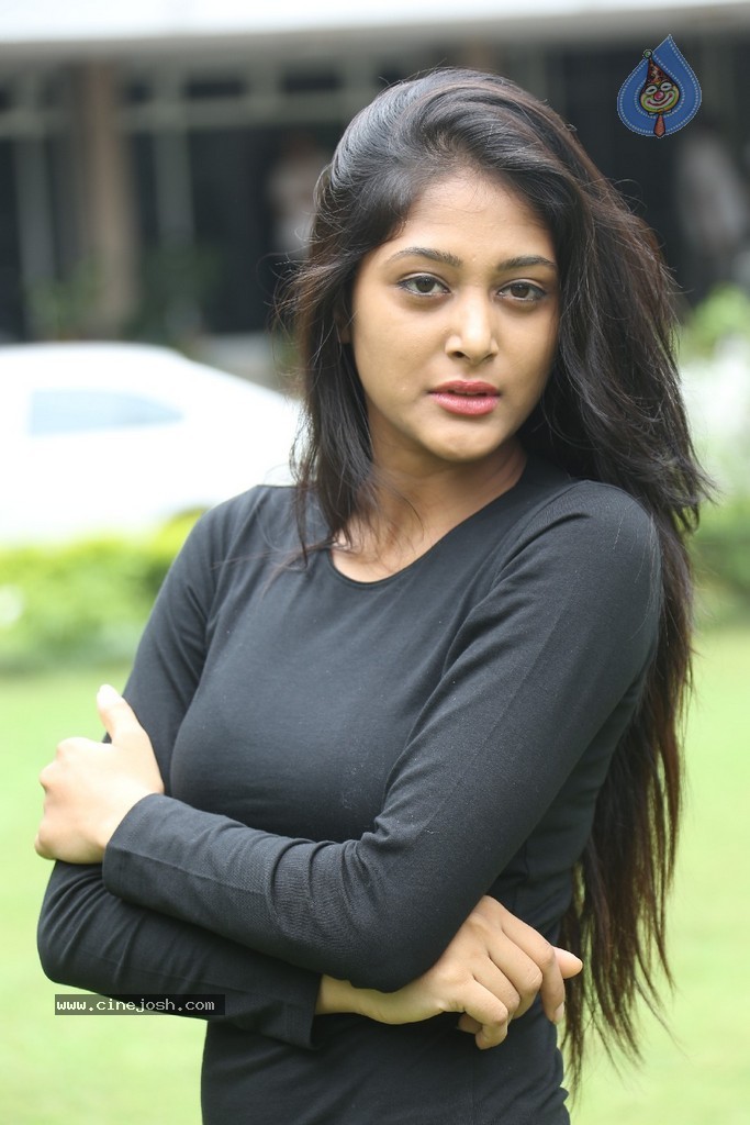 Sushma Raj New Gallery - 14 / 81 photos