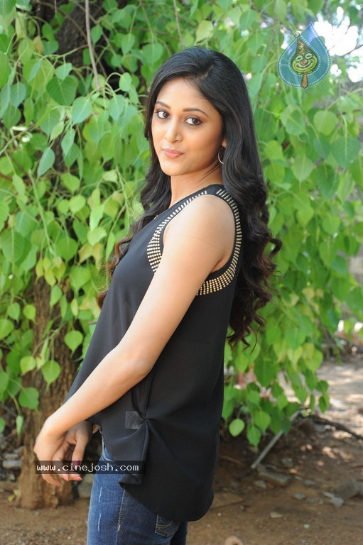 Sushma Raj Stills - 21 / 73 photos