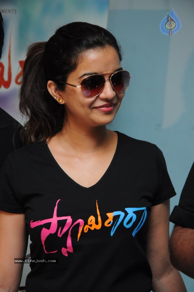 Swathi at Swamy Ra Ra SM - 19 / 64 photos