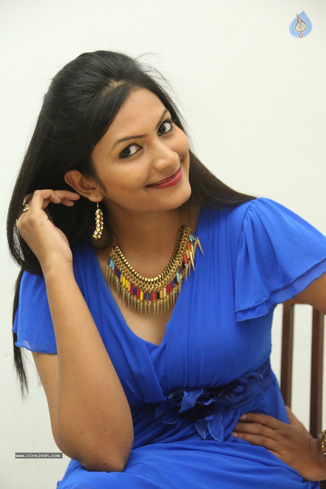 Swetha Varma Gallery - 12 / 42 photos