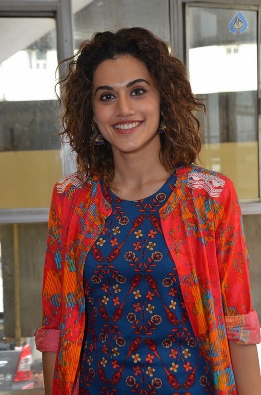 Taapsee New Photos - 11 / 15 photos