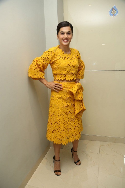 Taapsee Pannu Latest Photos - 13 / 42 photos