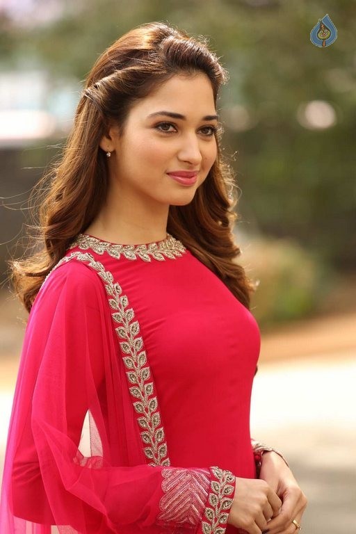 Tamanna New Pics - 10 / 50 photos