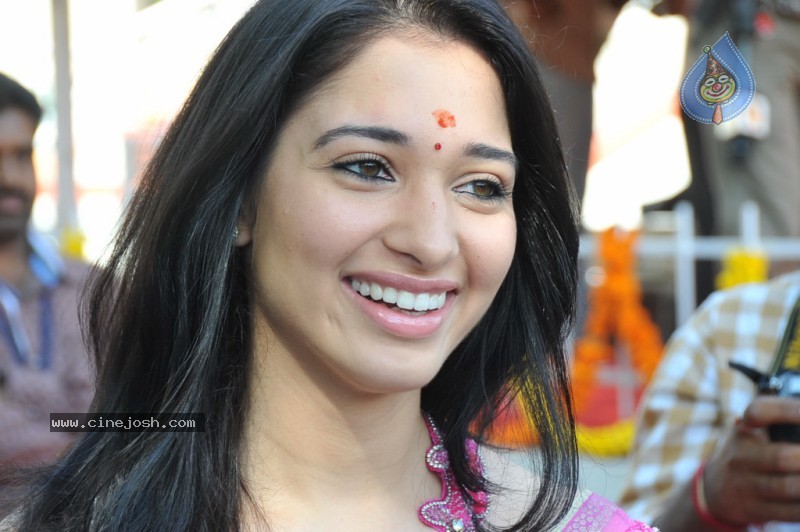 Tamanna New Stills - 20 / 49 photos