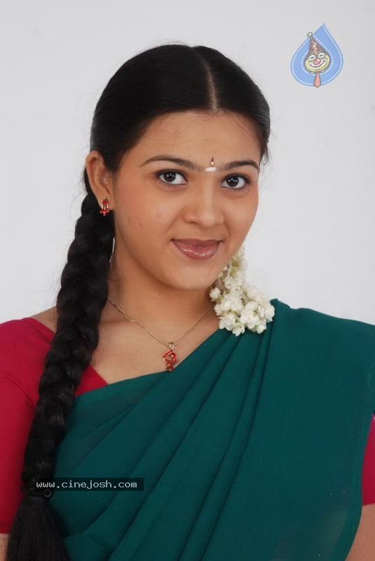 Tamil Actress Swetha Stills - 15 / 61 photos