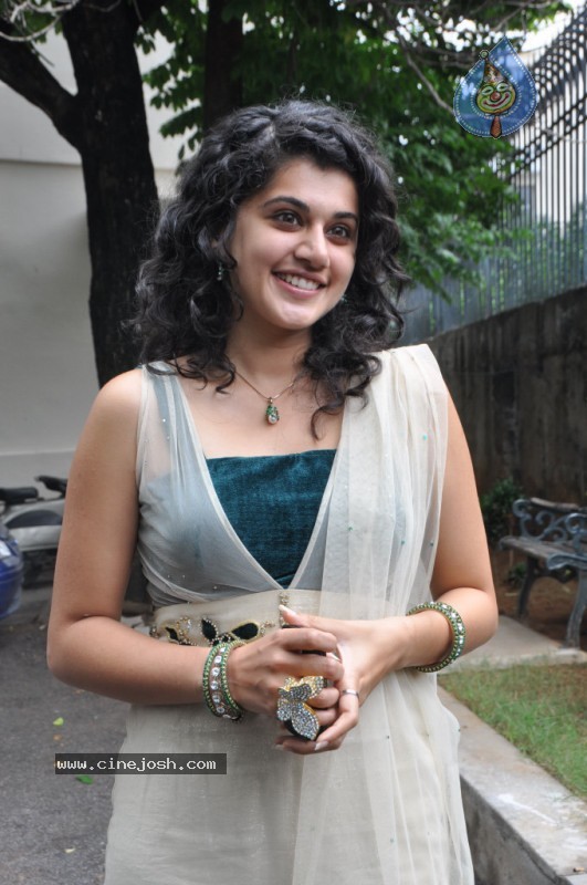 Tapsee Latest Gallery - 6 / 64 photos