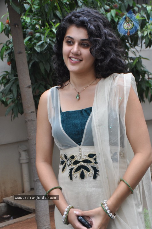 Tapsee Latest Gallery - 9 / 64 photos