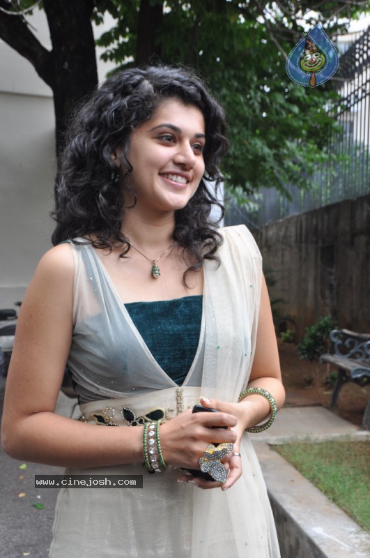Tapsee Latest Gallery - 12 / 64 photos