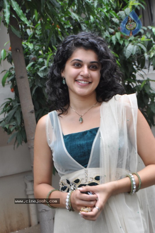 Tapsee Latest Gallery - 16 / 64 photos