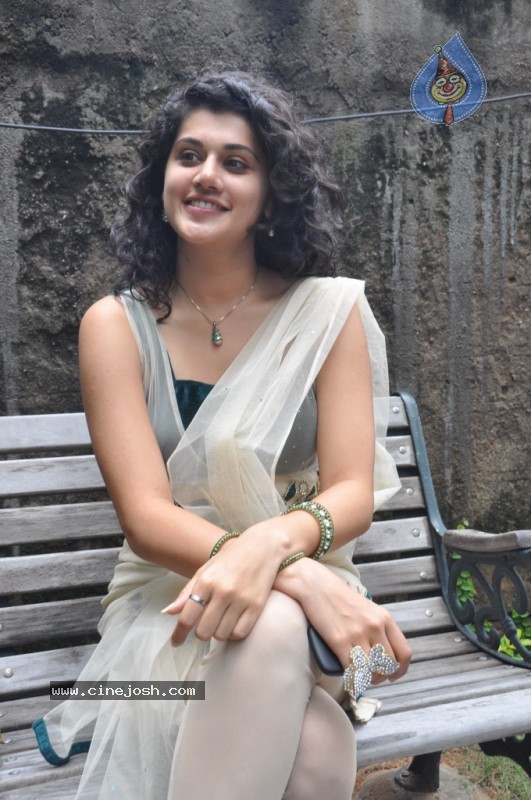 Tapsee Latest Gallery - 37 / 64 photos