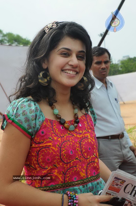 Tapsee visits Nizam College Grounds - 14 / 72 photos