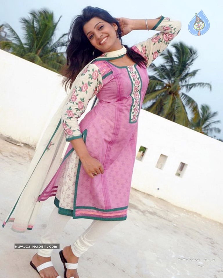 Tashu Kaushik Latest Gallery - 17 / 25 photos