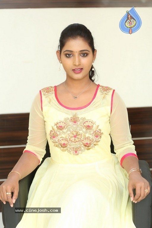 Teja Reddy Pics - 3 / 17 photos