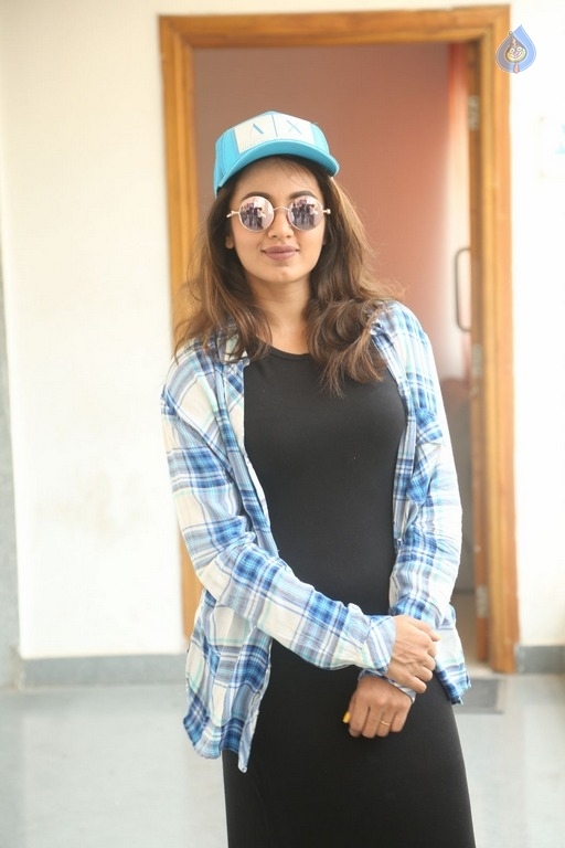 Tejaswi Madivada Latest Photos - 18 / 36 photos