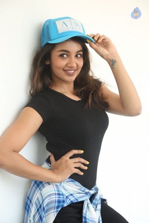 Tejaswi Madivada Latest Photos - 21 / 36 photos