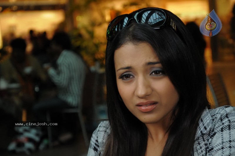 Trisha - Namo Venkatesa - 15 / 34 photos