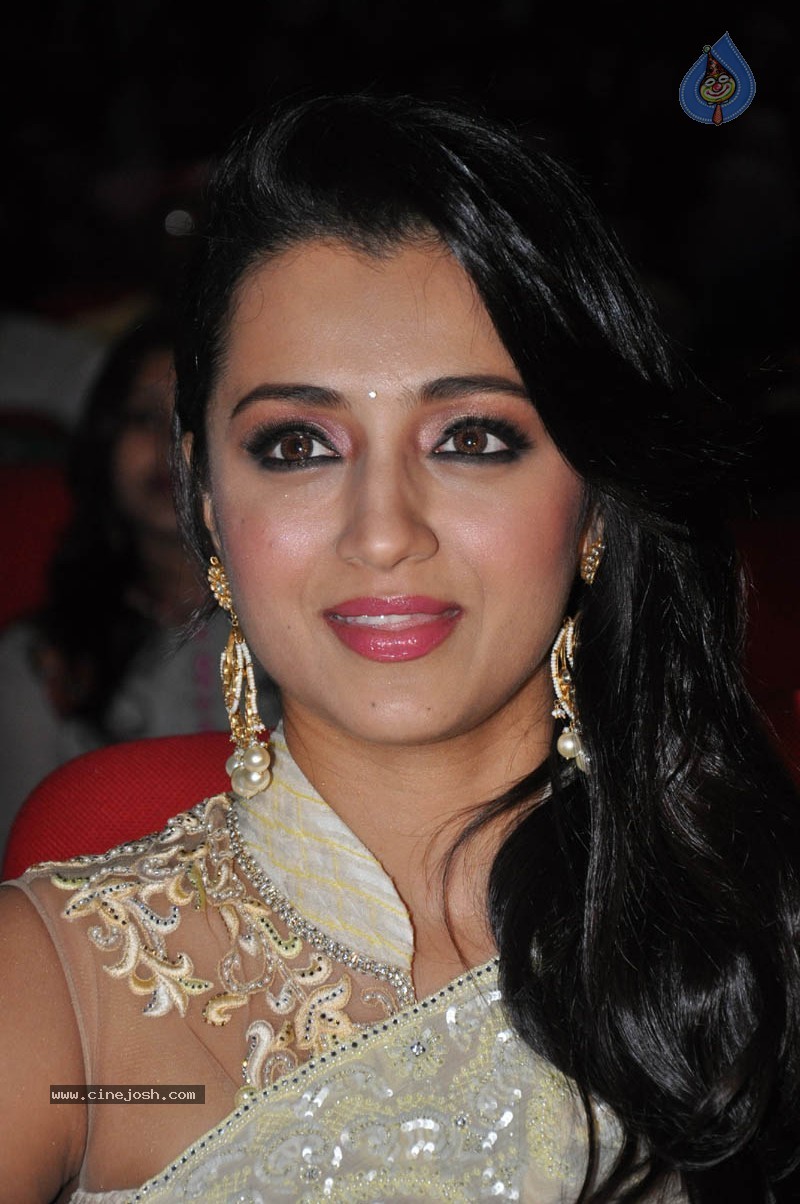 Trisha New Stills - 3 / 58 photos