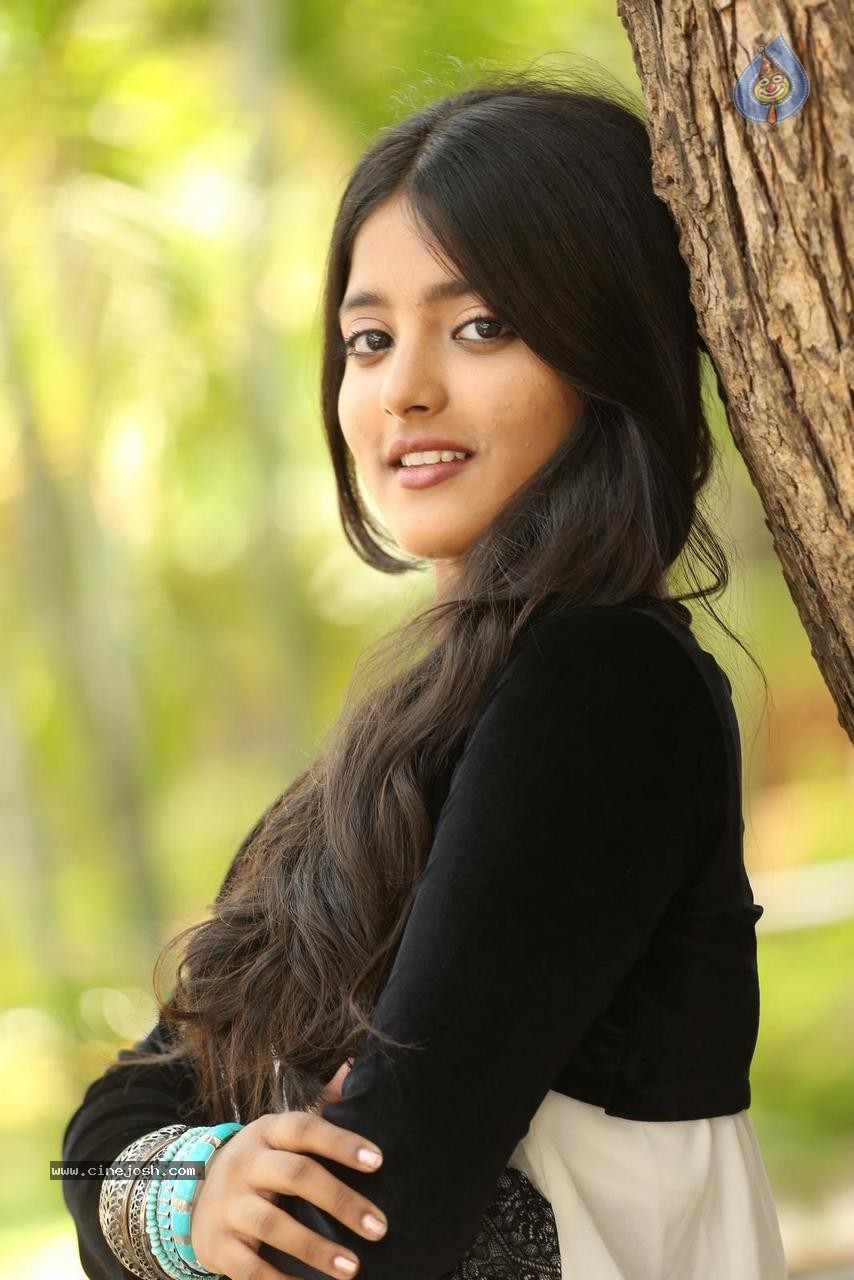 Ulka Gupta New Photos - 18 / 84 photos