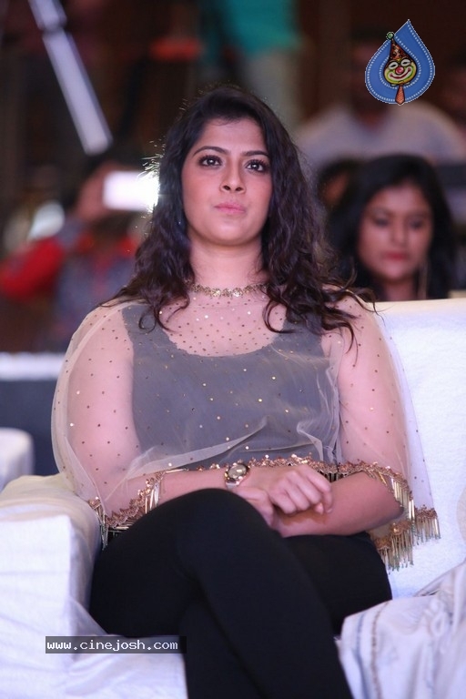 Varalaxmi Sarathkumar Latest Images - 5 / 12 photos