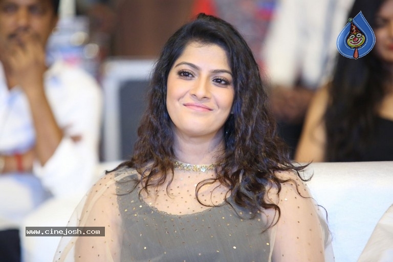 Varalaxmi Sarathkumar Latest Images - 7 / 12 photos