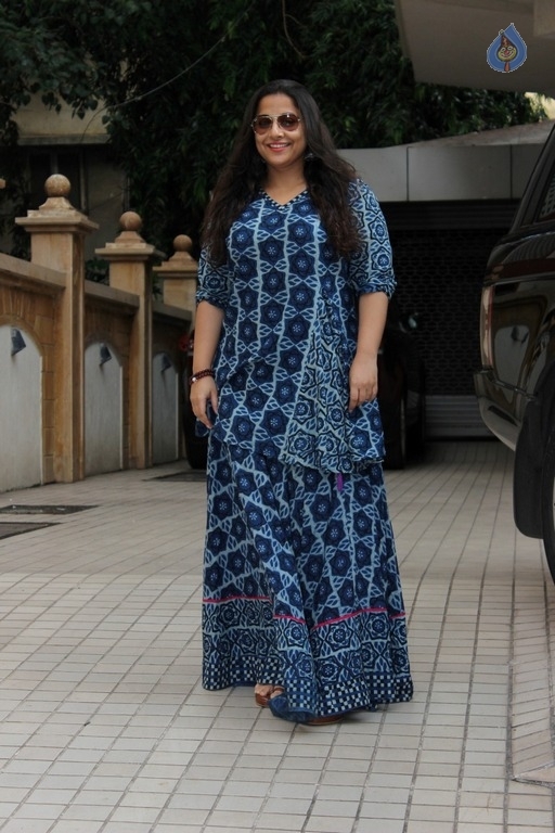 Vidya Balan New Photos - 4 / 11 photos