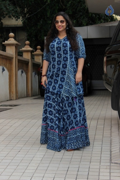 Vidya Balan New Photos - 5 / 11 photos