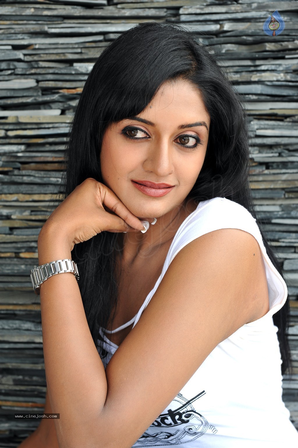 Vimala Raman New Hot Photos - 12 / 119 photos