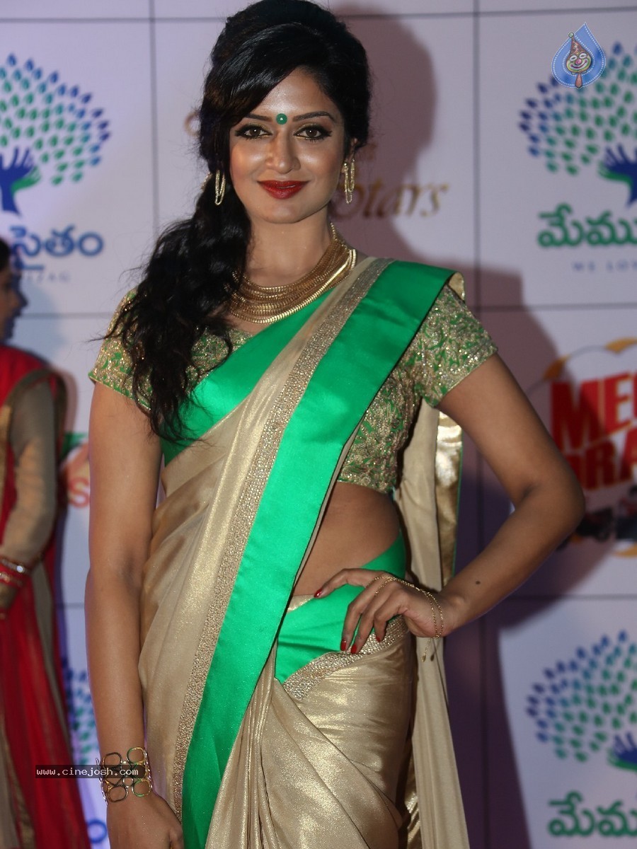 Vimala Raman New Stills - 15 / 60 photos