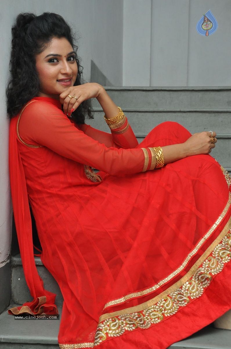 Vishnu Priya New Photos - 11 / 35 photos