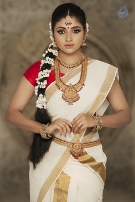 Actress Adhiti New Images - 1 of 5