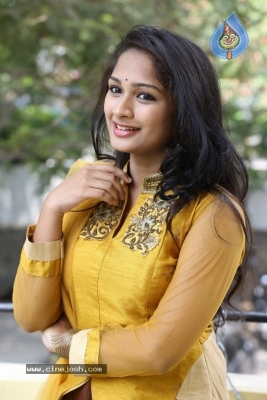 Actress Ambika Photos - 2 of 21