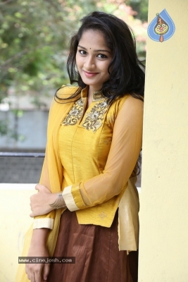 Actress Ambika Photos - 7 of 21