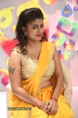 Actress Geethanjali New Images - 10 of 20