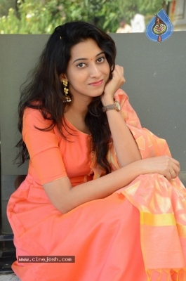 Actress Gouthami New Photos - 7 of 21