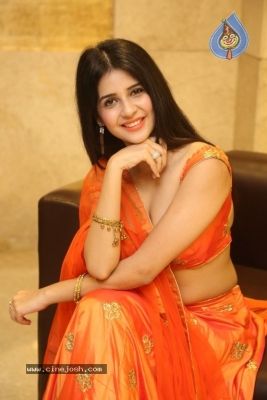 Actress Kashish Hora New Gallery - 6 of 21