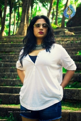 Actress Kavita Radheshyam Photos - 10 of 17