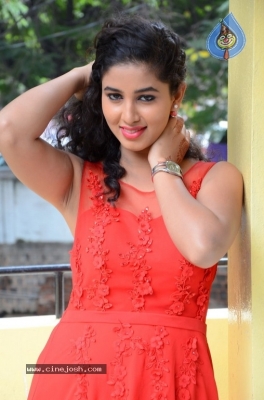 Actress Pavani Photos - 14 of 18
